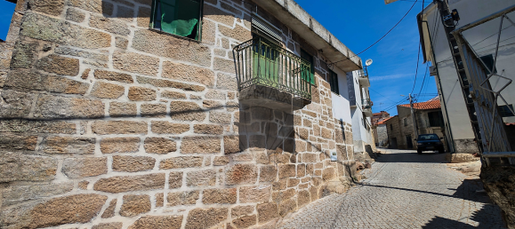 2 bedrooms House in Alijo, Portugal No. 17910 8