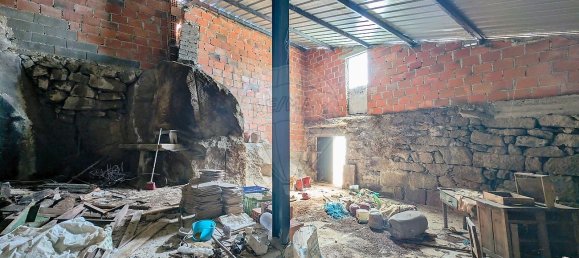 2 bedrooms House in Alijo, Portugal No. 17910 24