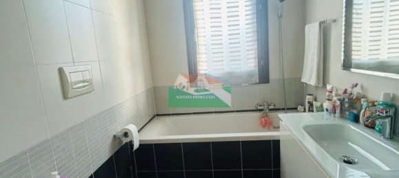 Apartamento de 3 divisões em Ravenna, Italy N.º 280416 22