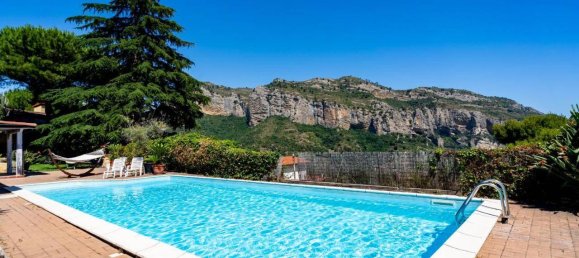 Вилла с 5 комнатами в Вентимилья, Италия № 135153 4