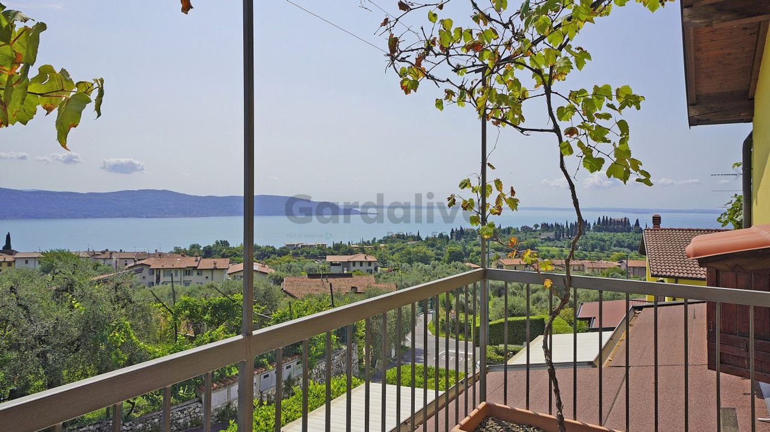 4 bedrooms House in Toscolano Maderno, Italy No. 365615