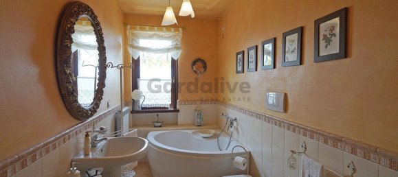 4 Schlafzimmer Haus in Toscolano Maderno, Italy, Nr. 365615 31