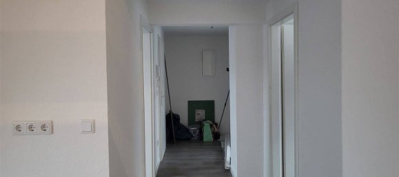 Квартира с 3 комнатами в Крефельд, Германия № 7286 5