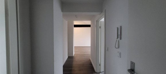 Квартира с 3 комнатами в Крефельд, Германия № 7286 2