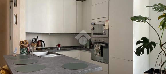 2 bedrooms Apartment in Milan, Italy No. 356610 6