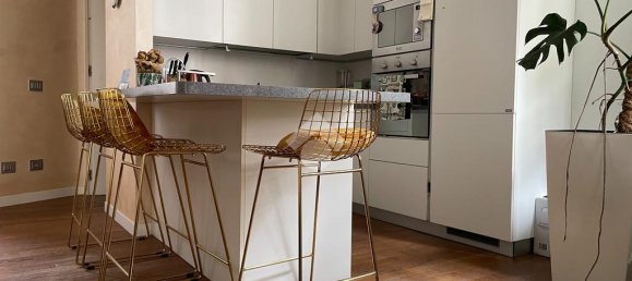 2 bedrooms Apartment in Milan, Italy No. 356610 5