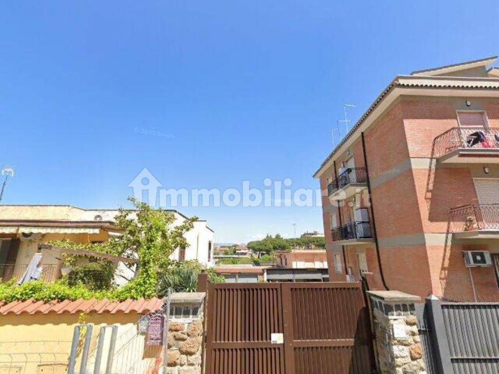 3 bedrooms Apartment in Rome, Italy No. 16324