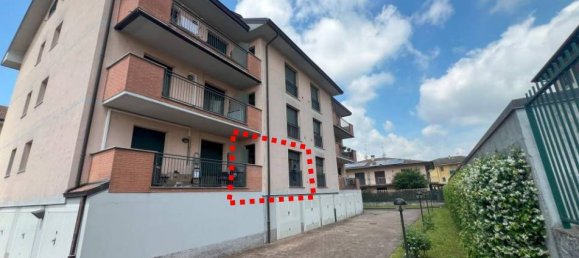 1 bedroom Apartment in Landriano, Italy No. 372401 4