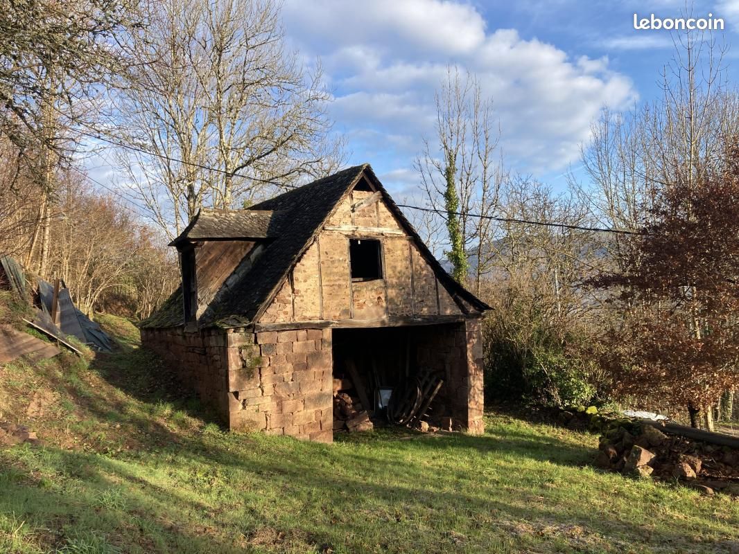 Terreno en Aveyron, France 863 m² No. 117740