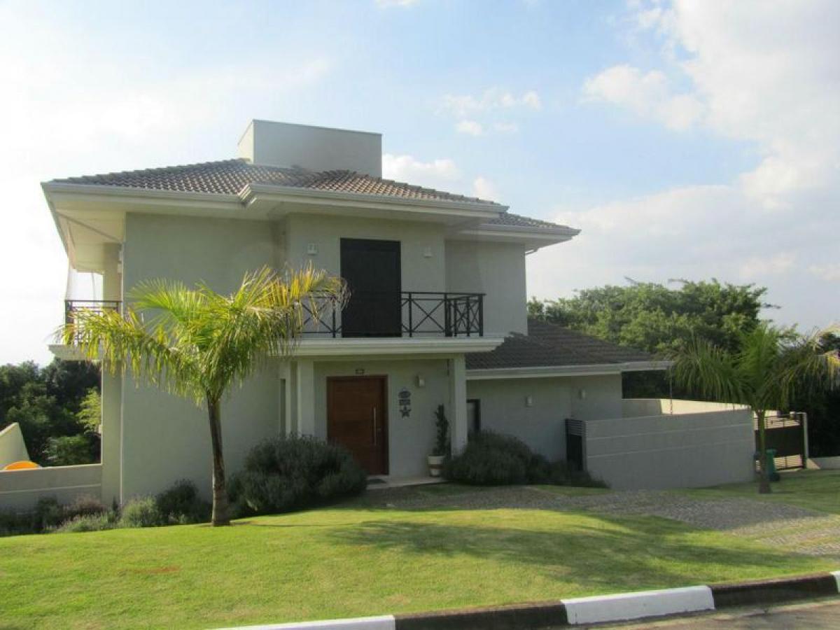 Casa de 3 dormitorios en Sao Paulo, Brazil No. 587125