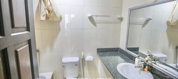 3 bedrooms Apartment in Tay Ho, Vietnam No. 860 7