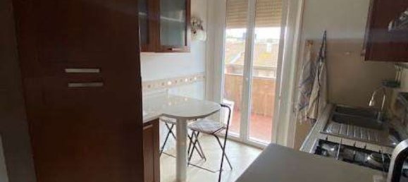 Квартира с 6 комнатами в Лукка, Италия № 258689 5