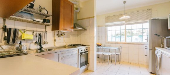 5 bedrooms House in Cascais, Portugal No. 121564 13