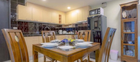 2 bedrooms Condo in Pattaya, Thailand No. 1200 16