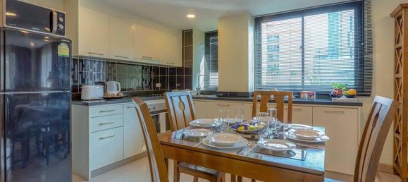 2 bedrooms Condo in Pattaya, Thailand No. 1200 2