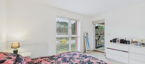 Apartamento de 2 dormitorios en Bordon, United Kingdom No. 13862 12