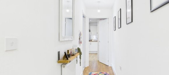 Apartamento de 2 dormitorios en Bordon, United Kingdom No. 13862 16