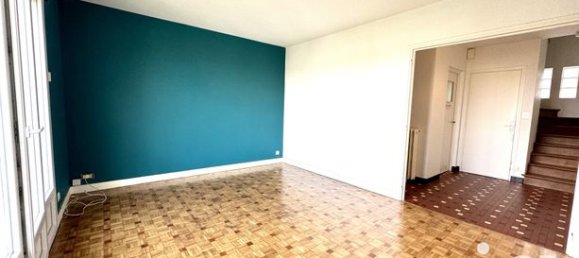 8-Zimmer Haus in Paron, France, Nr. 302972 3