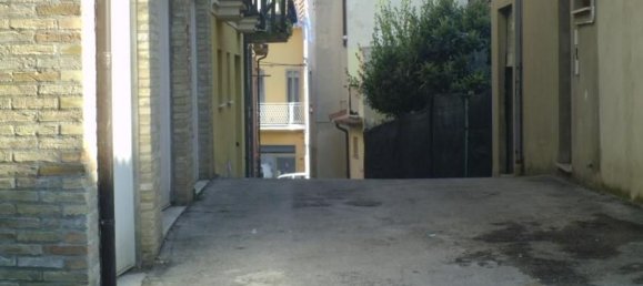 6-salle Appartement à Cupello, Italy No. 236714 10