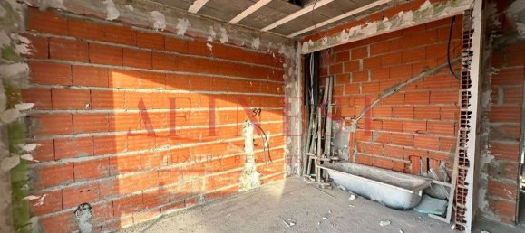 4 bedrooms House in Corroios, Portugal No. 144026 16