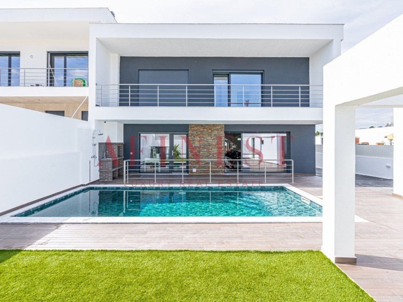 4 bedrooms House in Corroios, Portugal No. 144026