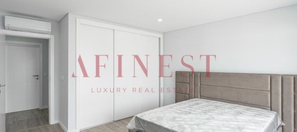 4 bedrooms House in Corroios, Portugal No. 144026 9