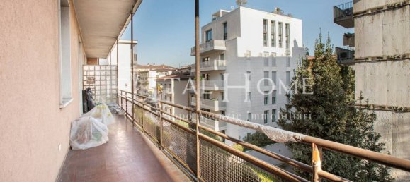 4 bedrooms Apartment in Bergamo, Italy No. 184865 13