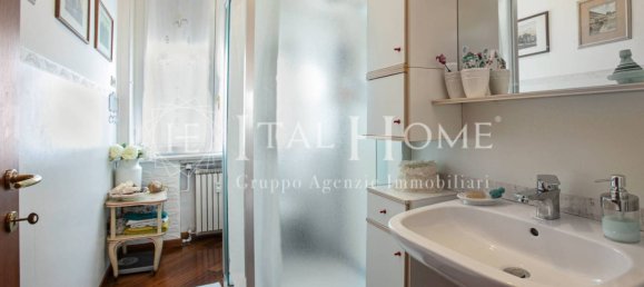 4 bedrooms Apartment in Bergamo, Italy No. 184865 11