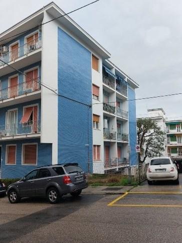 4 rooms Apartment in Ancona, Italy No. 36773