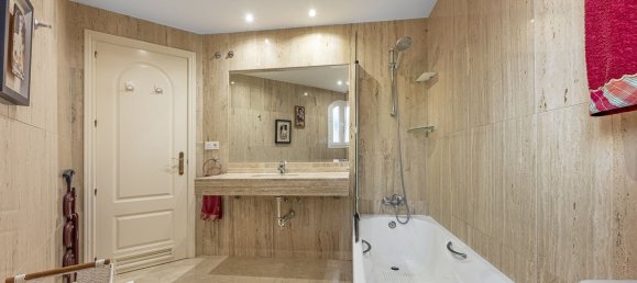 Apartamento T3 em Marbella, Spain N.º 138656 18