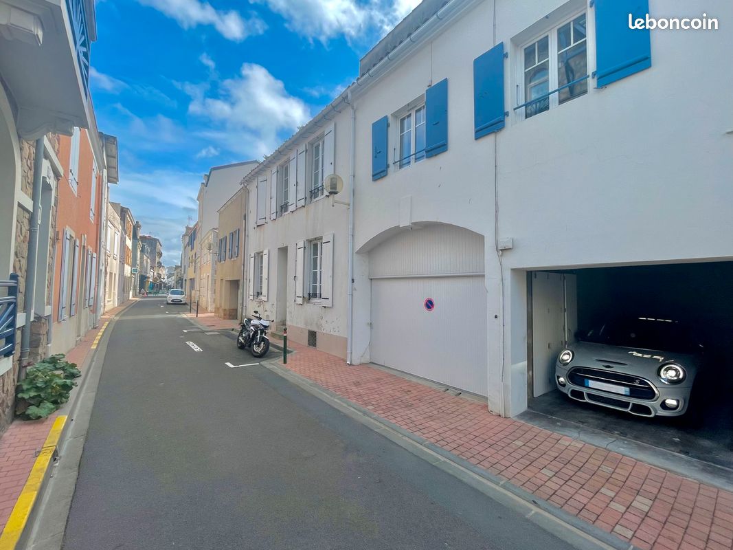 Apartamento de 1 dormitorio en Les Sables-d'Olonne, France No. 287973
