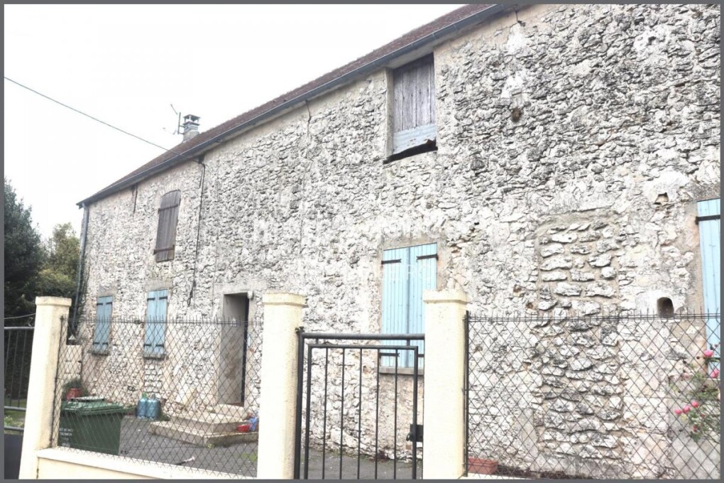 3 bedrooms House in La Ferte-Gaucher, France No. 336437