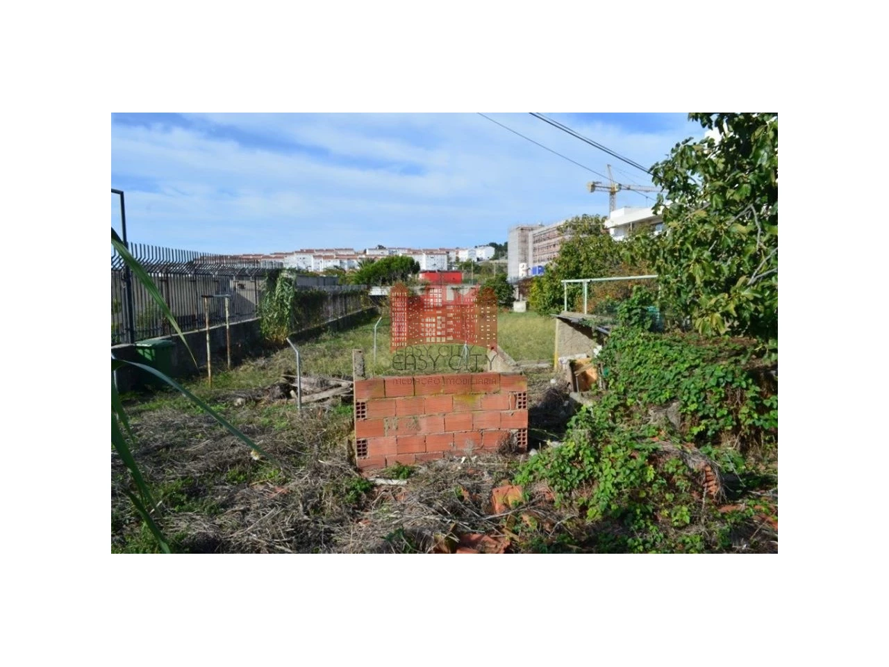 2000m² Land in Lisbon, Portugal No. 92502