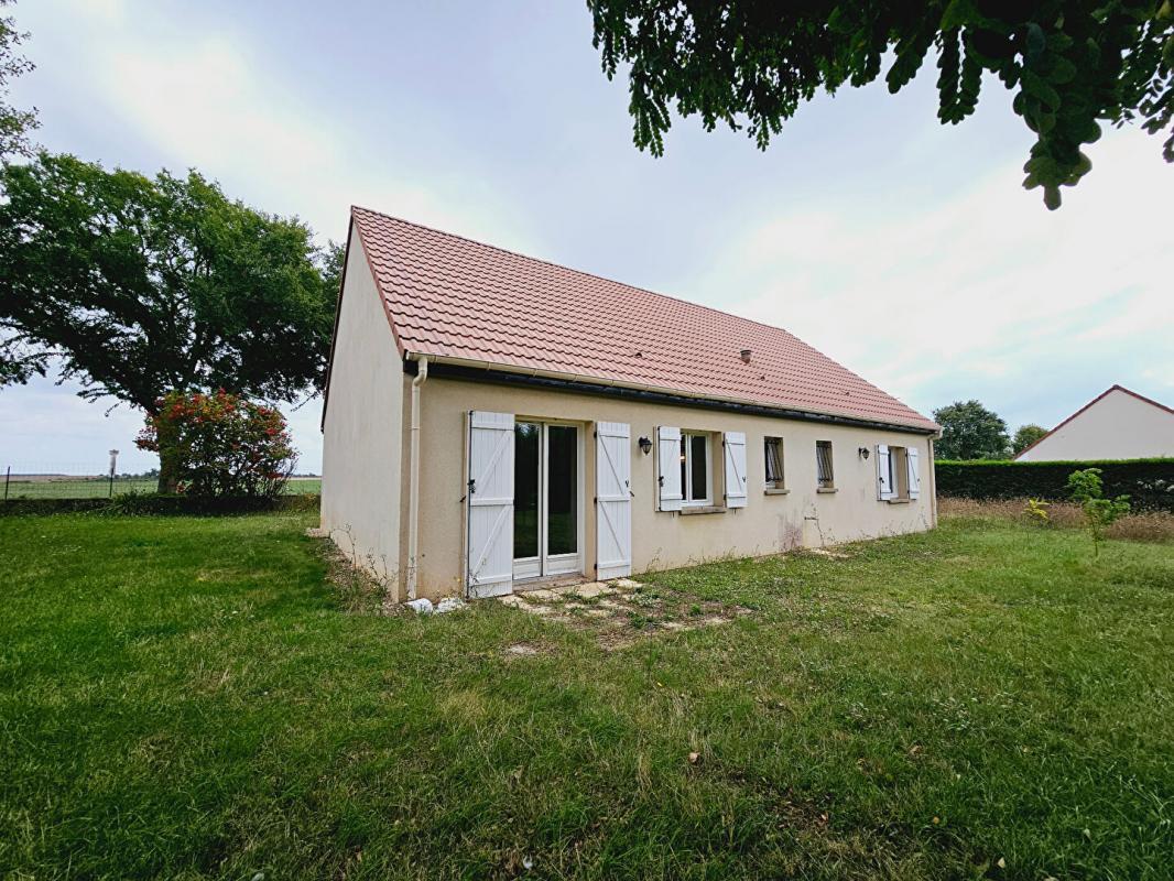 3 Schlafzimmer Haus in Sennecay, France, Nr. 225242