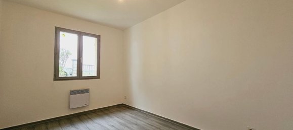 3 Schlafzimmer Haus in Sennecay, France, Nr. 225242 9