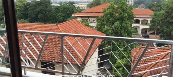 Apartamento de 2 dormitorios en Tay Ho, Vietnam No. 2714 13