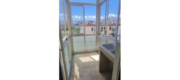 4 bedrooms Apartment in Palermo, Italy No. 291842 2