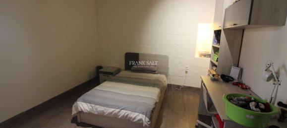 4 غرف نوم منزل في Mosta, Malta رقم 8377 8