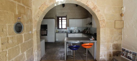 4 غرف نوم منزل في Mosta, Malta رقم 8377 18