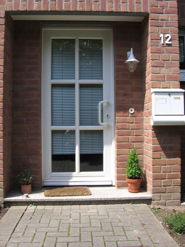 4 bedrooms Townhouse in Dusseldorf, Germany No. 348875