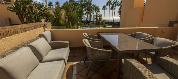 1 bedroom Penthouse in Estepona, Spain No. 146703 6