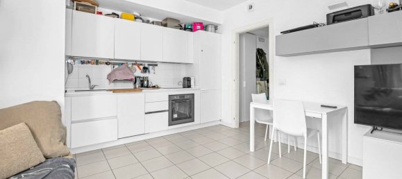 1 bedroom Apartment in Milan, Italy No. 263513 2