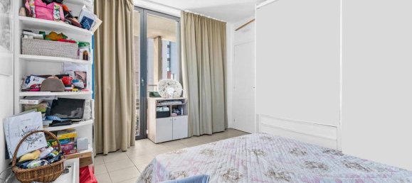 1 bedroom Apartment in Milan, Italy No. 263513 8