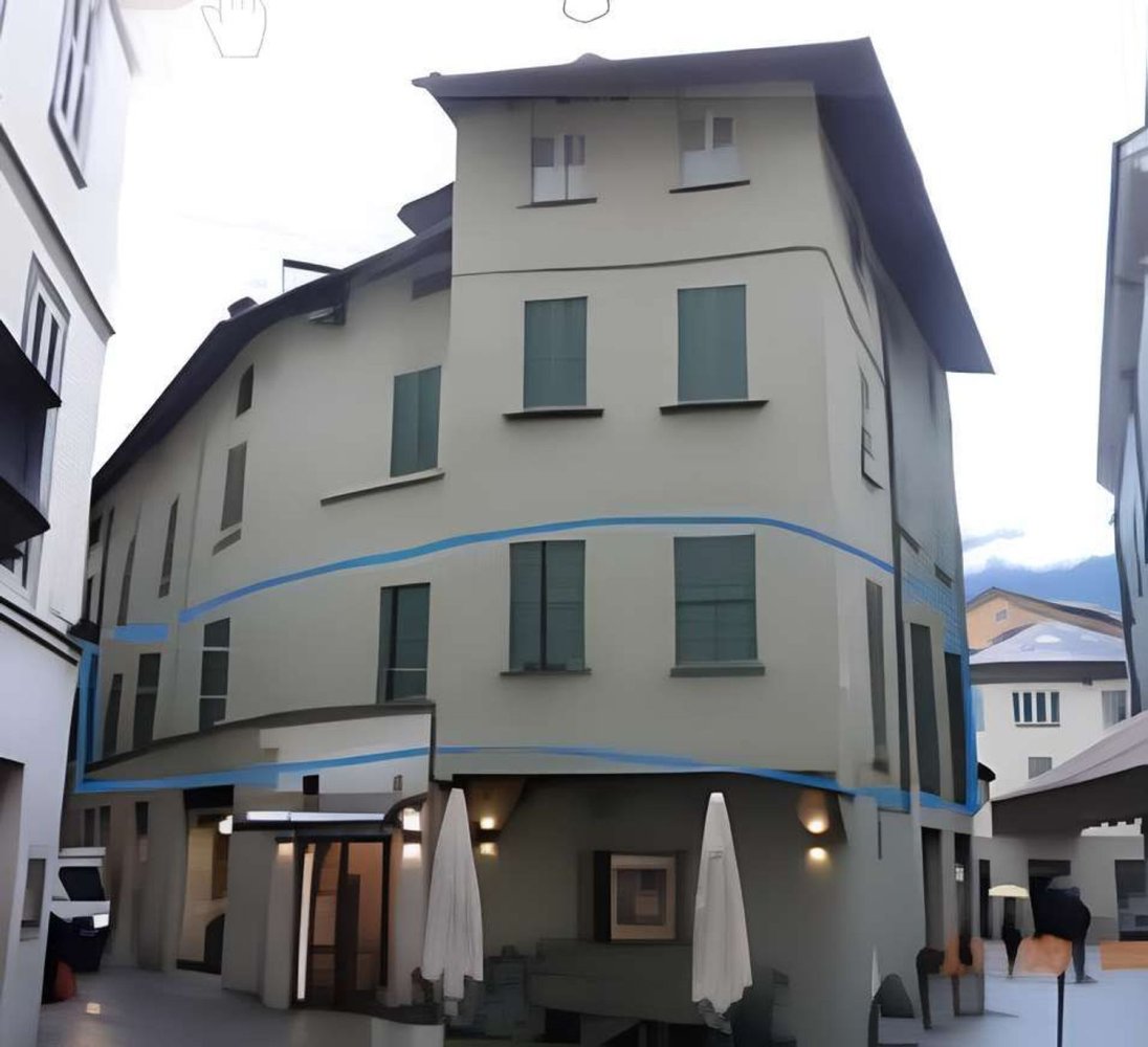 4-salle Appartement à Sondrio, Italy No. 7222