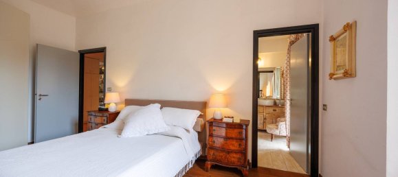 6 bedrooms Apartment in Turin, Italy No. 379744 16