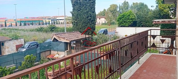 2-salle Appartement à Rome, Italy No. 207842 7