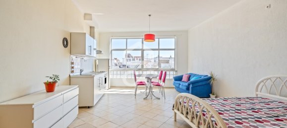 6 bedrooms Building in Portimao, Portugal No. 284751 19