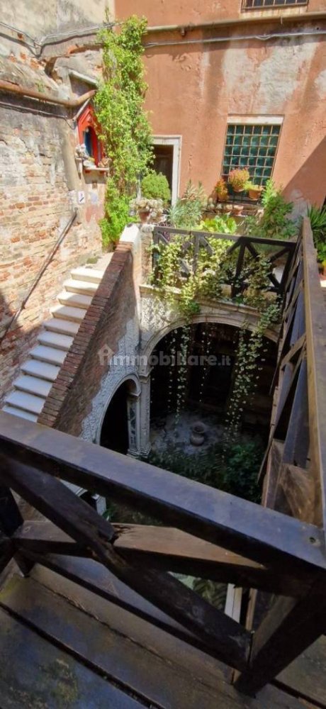 2 bedrooms Apartment in Venice, Italy No. 305542