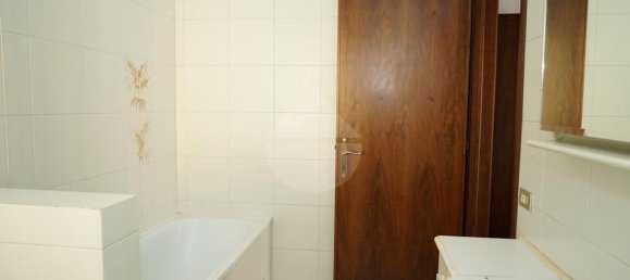 6 bedrooms Apartment in Gubbio, Italy No. 361338 15