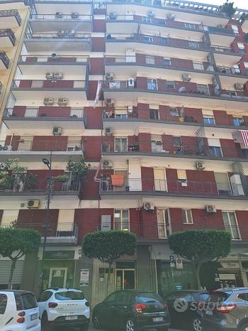 Apartamento de 2 divisões em Taranto, Italy N.º 292740